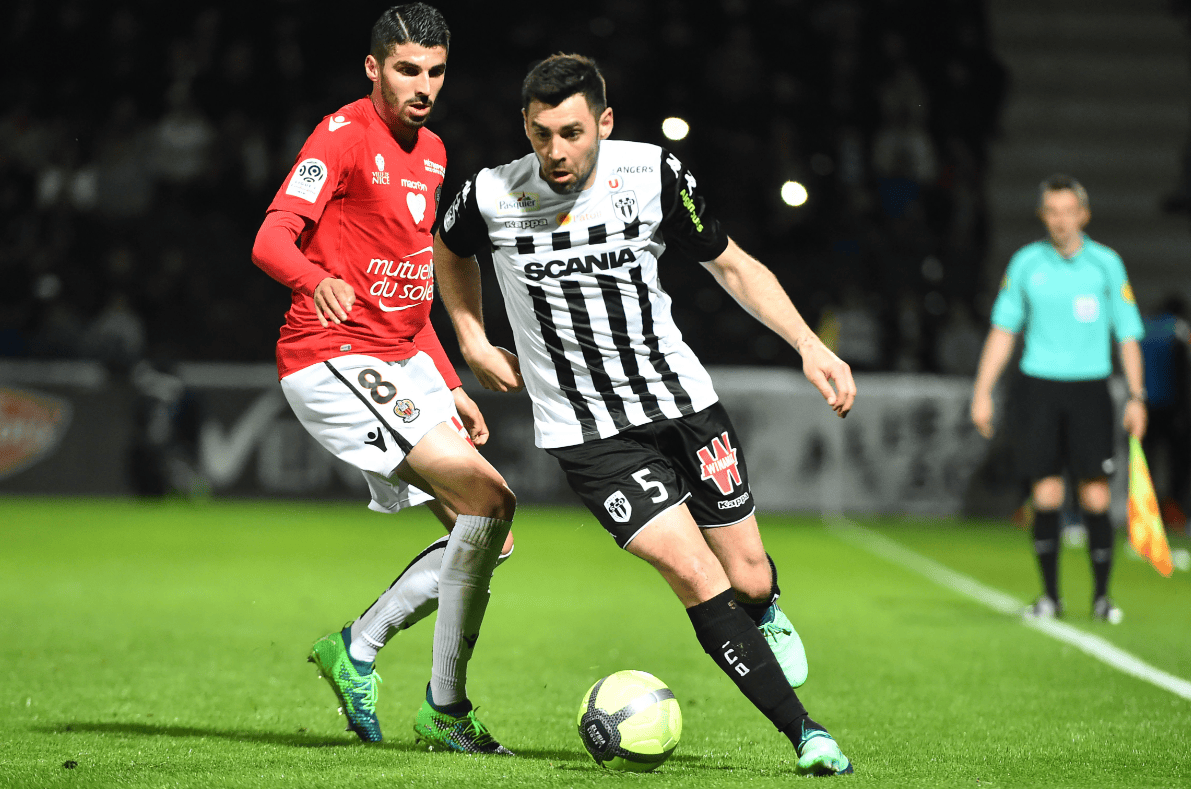 关于昂热击败南特,法国足球联赛争夺激烈的信息 关于昂热击败南特,法国足球联赛争夺激烈的信息