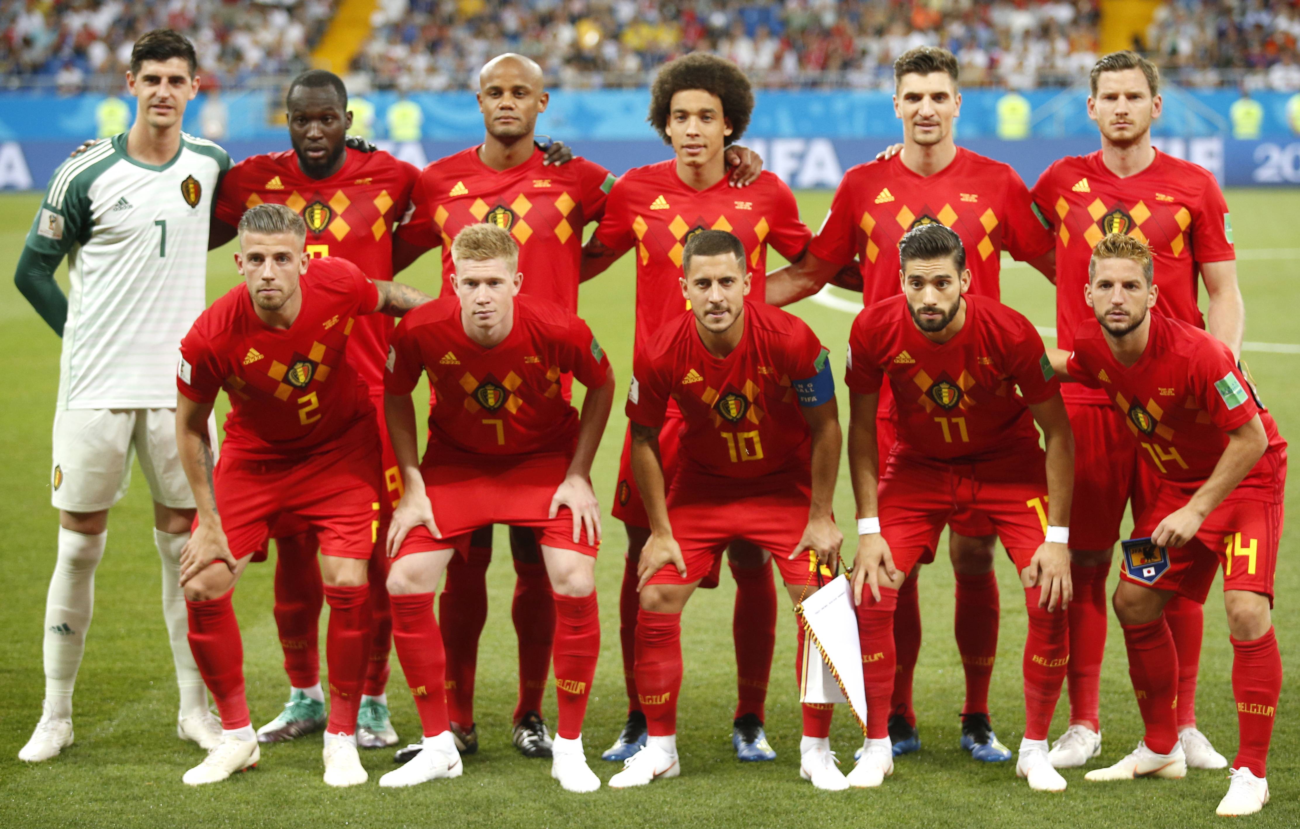 欧洲国家队争夺冠军，端上热闹赛场厮杀的简单介绍